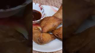 #samosa #streetfood #foodie #viralshort #trending