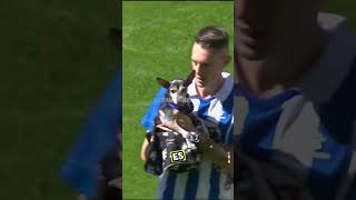 Este equipo salió con PERROS a jugar