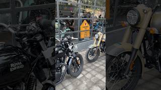 #trending #viralvideo #reels #royalenfield #shortsvideo #shorts #short #shortsfeed #motorcycle #bike