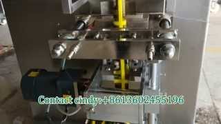 Automatic vertical liquid packing machine