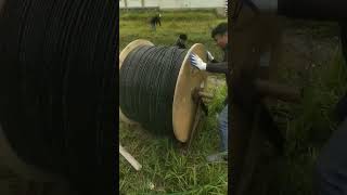 manual pulling of 24 core fiber optic cable      #fiberoptic #ftth #networking