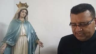 18.- Madre, somos tus hijos porque Jesús te hizo nuestra Madre