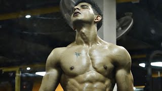 🔥🔥🔥HOTTEST MUSCULAR BODYBUILDER FLEXING MUSCLE - KARTIKAYTRIVEDII l HANDSOME MEN SHOWING SIXPACKS