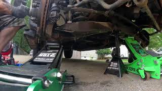 2003 Ford F150 rear wheel drive control alarm and sway bar replacement. “Live stream”