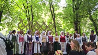 Varėnos kultūros centro folkloro ansamblis „Žeiria“. Programa „Miškas ir mes“.