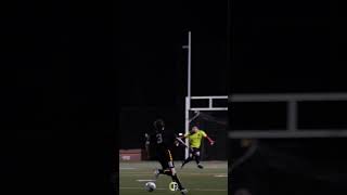 1v1 vs the keeper👀⚽️‼️ #soccershorts #futbol #soccergame #soccerlife #soccer  #golazo