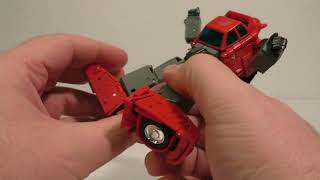 Transformers review Fanstoys: Parkour aka Cliffjumper