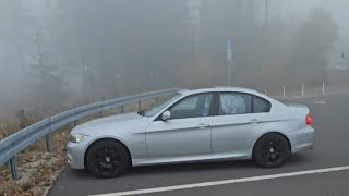 Wasserkuppe 950 mHöhe der höchste Berg der Rhön mit Nebel Bergfahrt mit King Alex BMW