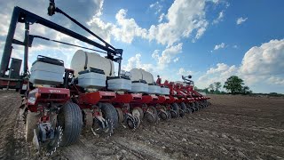 WE ARE PLANTING CORN : 16 Rows At A Time