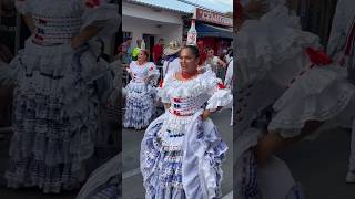 Bottle on the head Dance|| Carnival 2024 #carnival2024 #vellankivlogs #barranquilla #colombia