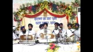 Mai Bin Gur Dhaekhae Needh Na Aavai - Gurbani Kirtan - Bhai Sarabjit Singh Ji Rangila