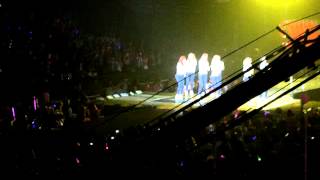 Girls Generation (SNSD) - Gee SMTOWN 2012 Anaheim (LA) [Fancam]