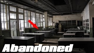 ABANDONED Movie Set Warehouse (POWER STILL ON !!)