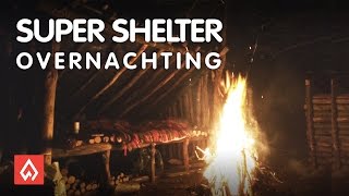 OVERNACHTEN IN EEN SUPER SHELTER -- Dutch Outdoor Group