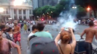 Confusão Centro RJ - Abertura Carnaval 2016