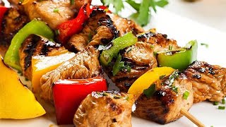 بروشيت brochette لاداند بتتبيلة زوينة بزاف👌 وأرز مرافق ديال المطاعم 😋