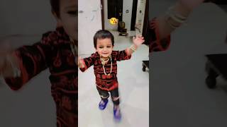 ladu ladu rakhu tene || cute baby status #shortsfeed #tejasdahiya #baby #cute #shorts #youtubeshorts