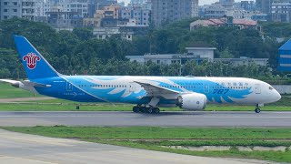 Vibrant China Southern Boeing 787 Dreamliner