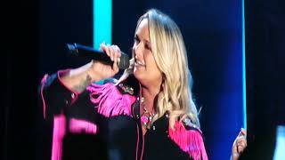 Miranda Lambert - mama's broken heart