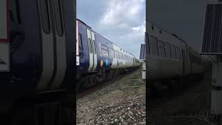 Class 158 SCREAMS Past!