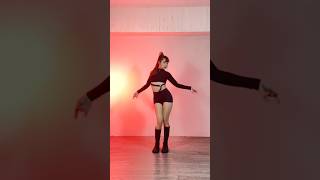 LILI’s FLIM [The Movie] dance cover #lisa #blackpink #blackpinklisa