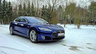 TESLA Model S 70D Acceleration