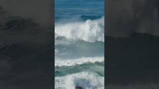 Olha essa onda gigante surfada em Nazaré #gigantesdenazaré