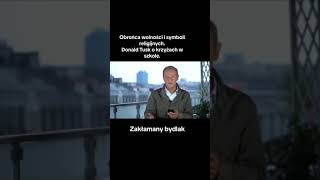 Szczyty zakłamania - menora zamiast krzyża