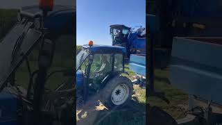 Tractor harvest 🚜 @_diane.huntress_ #thewinecrate #vineyard #viticulture #tractor #agriculture #wine