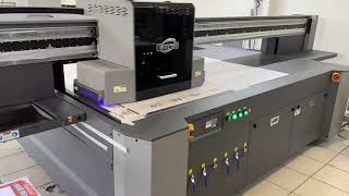 Two sets of UV printer with high-end Kyocera heads installed in North America