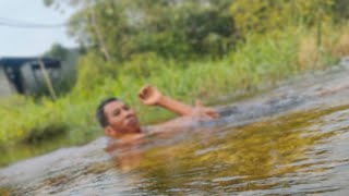 Mbah Blangkon Mandi Di Sungai || bikin ngadem