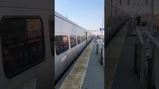 LIRR M9 Skips Woodside