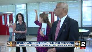 Lt Gov tours Dulaney High School