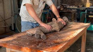 💡Talented Woodworker: Using a Uniquely Curved Branch to Create a Striking Focal Point for the Table