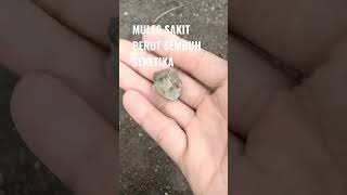 masih percaya megang batu bisa nahan BAB? Ternyata ada cara yang lebih efektif!