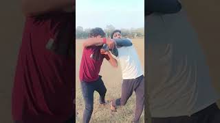 Self defense on road side✊✊ #trending #taekwondo #selfdefense #shorts #viral #dltkd