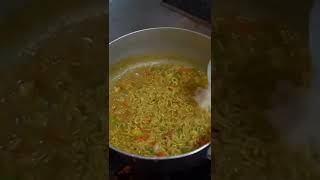 Nashik की Most Famous Milkshake वाली Maggi 😱😱,कभी ऐसी Maggi खाई है क्या 😋🤤|| #nashik #milkshakemaggi