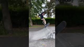 One from @OllyRobertss getting his spin on. 🌀😵‍💫🌀 #skateboarding