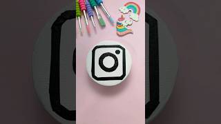 🖌️🎨 INSTAGRAM Logo Hand Painting on Canvas DIY #painting #craft #drawing #art #satisfying #instagram