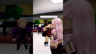 HE FALLS IN LOVE WITH A NEW GIRL AT SCHOOL AND THIS HAPPENS | #roblox #shorts #berry