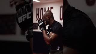 Usman Kamaru Enjoyed At The Bitch #short #shorts #mma #viral #usman #shortsfeed #ufc #mmafighter#new