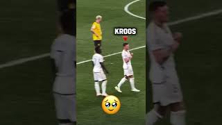 Kroos vs Reus 😢