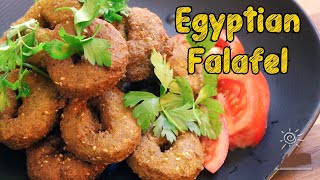 How to cook a perfect crispy and fluffy falafel asmr Egyptian style  فلافل مصري