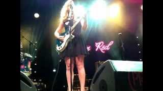 Russian Red - A Hat (Live) 6/7/2012 Teatro Circo Price