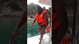 #blacktravel #blacktraveler #travel #dreadhead #jump #ocean #lifejacket #safetyfirst