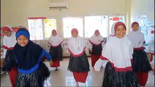 Praktek Menari Tarian Sajojo 6 Khalid SD  Muhammadiyah 1 Krian