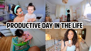 MOM VLOG | TRYING NEW HAIR PRODUCTS, FAVORITE JEANS, SCREEN FREE TODDLER ACTIVITIES & MORE