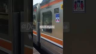 MASINIS KRL MELAKUKAN SEMBIYAN TUNJUK SEBUT#krlcommuterline #shortvideo