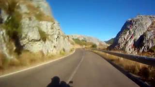 Ruta en moto por Asturias. Puerto de tarna. De Riaño al Embalse de Tanes