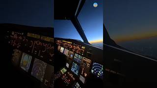 Spectacular Cockpit View of a Sunset Flight #cockpitview #sunset #aircraft